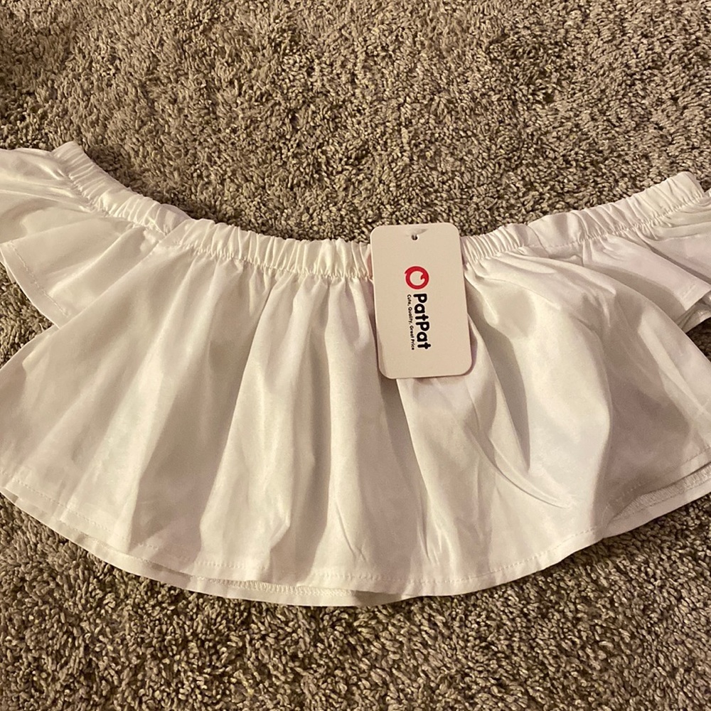 NWT White top